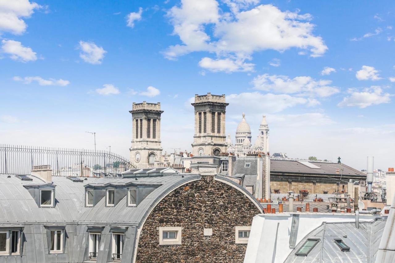 Apartmán Artists' Studio On The Roofs Of Montmartre - Welkeys Paříž Exteriér fotografie